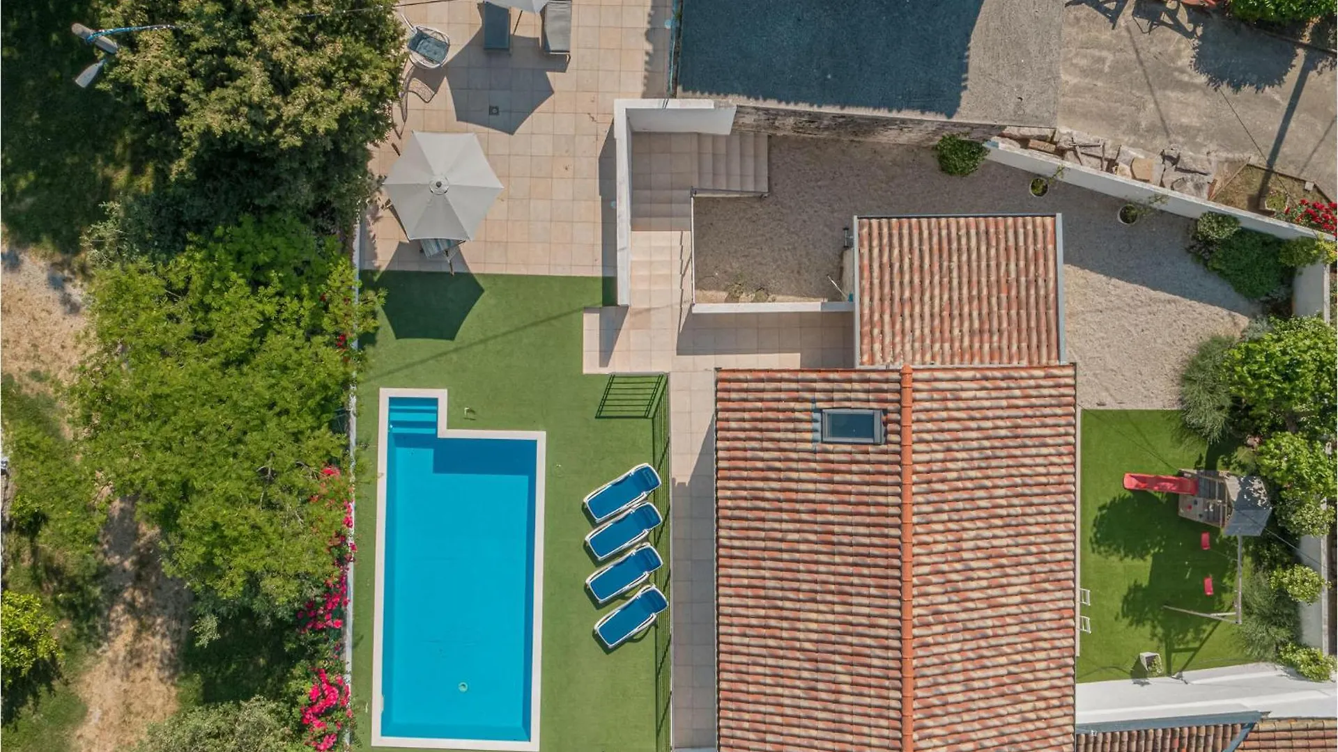 2 Bedroom Beautiful Home In Lozari Stuparic Croatia