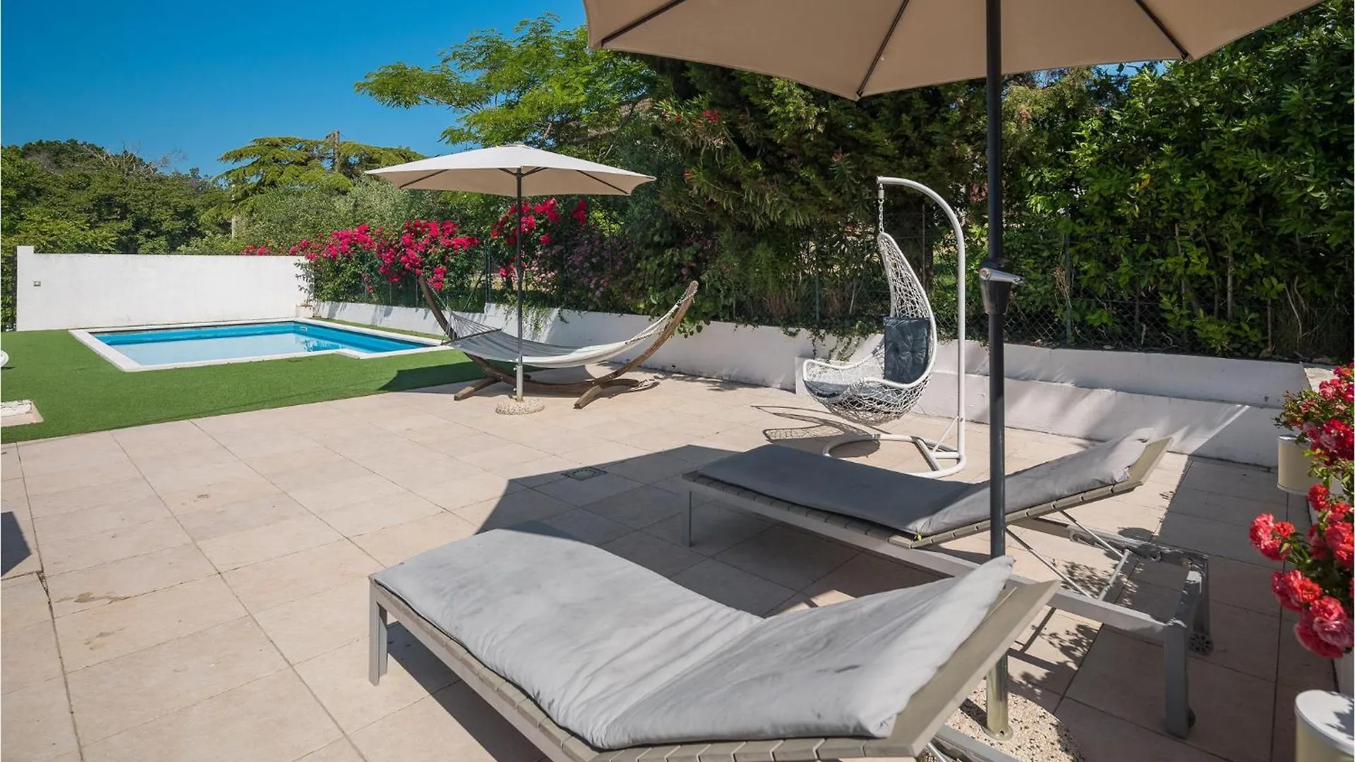 2 Bedroom Beautiful Home In Lozari Stuparic Holiday home